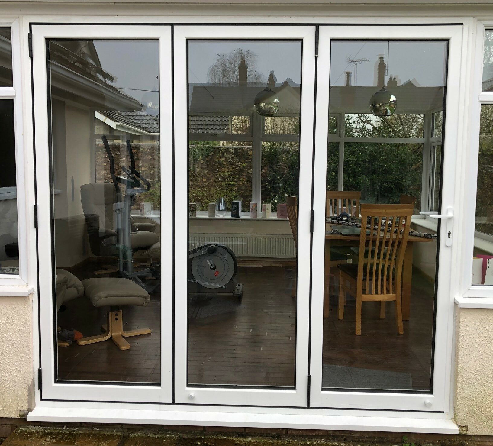 White 3 Pane Bi-Folds